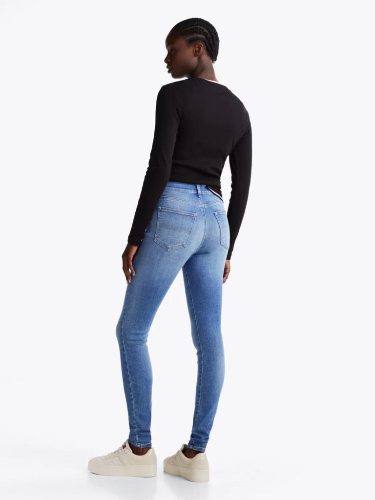 TOMMY JEANS SYLVIA HGH SKN AI123