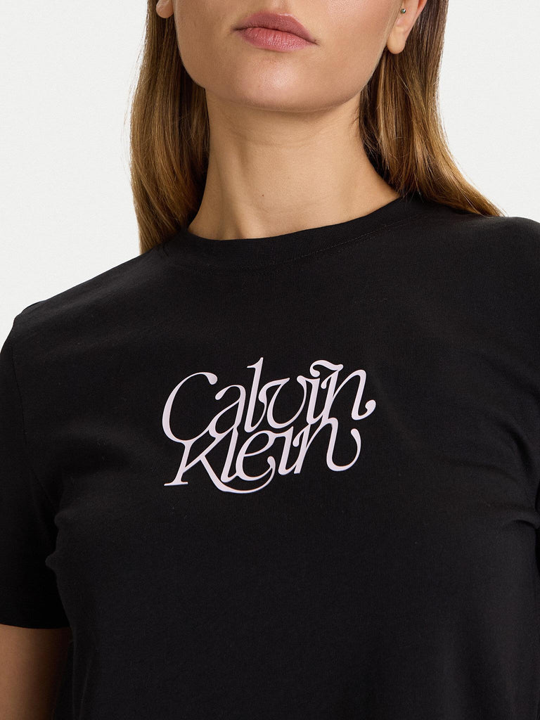 CALVIN KLEIN JEANS SS FITTED SCRIPT CAL