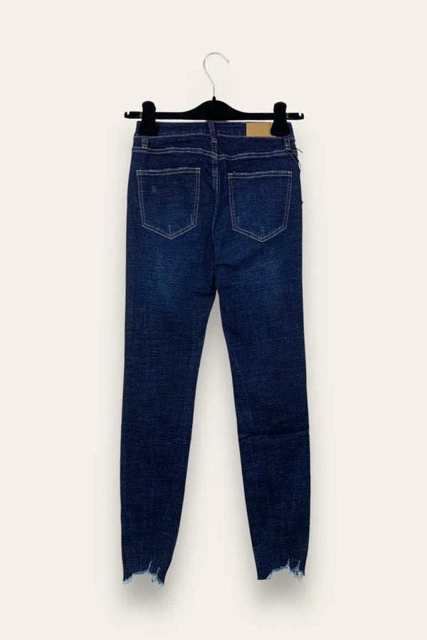 LOVEme Jeans skinny strappati al fondo