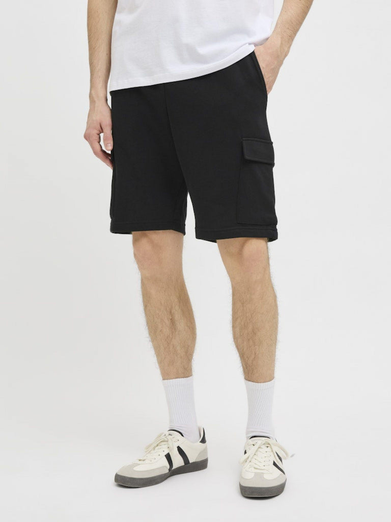 JJ REBEL JREBGORM REG QUEST CARGO SWEAT SHORTS