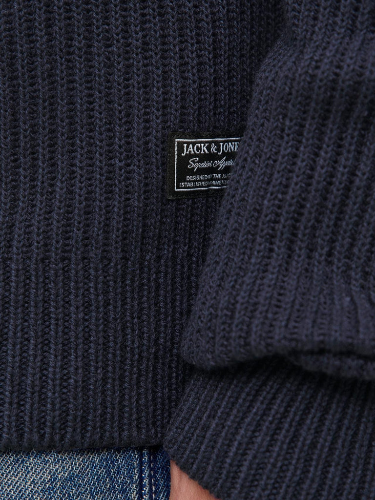 JACK AND JONES JJPANNEL KNIT CREW NECK AW25