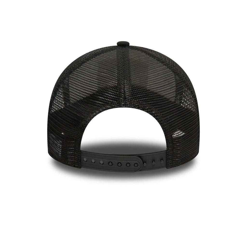 NEW ERA GRAPHIC PRINT TRUCKER NEWERA  BLK
