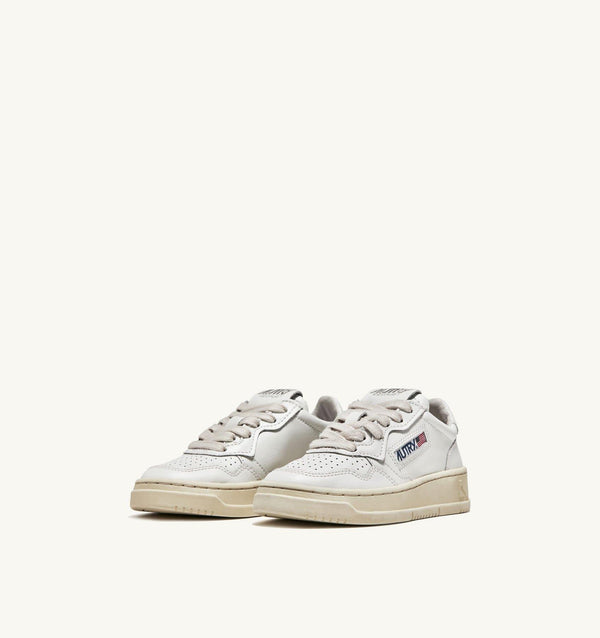 AUTRY SNEAKERS LOW IN PELLE