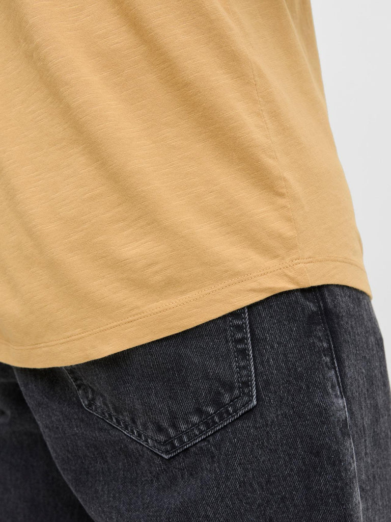 JACK AND JONES JJEBASHER TEE O-NECK SS NOOS