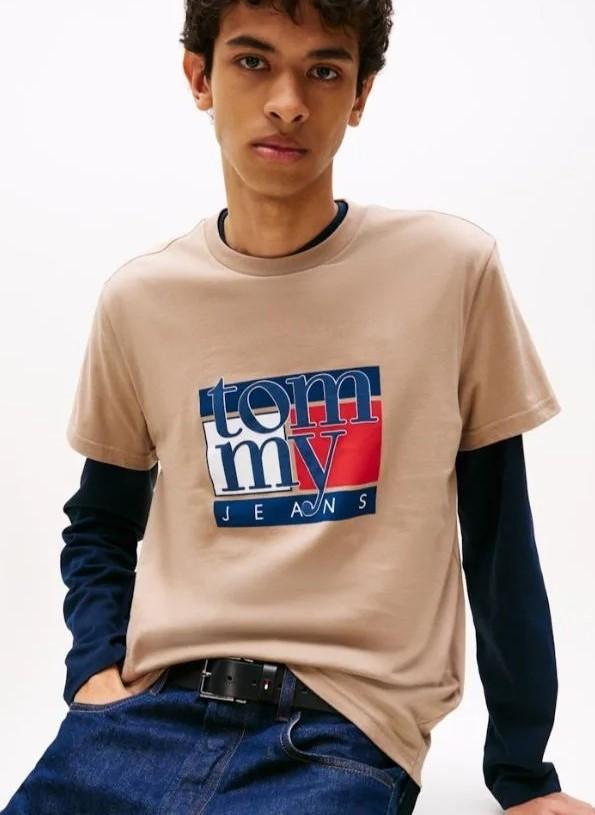 TOMMY JEANS TJM SLIM RWB FLAG TE