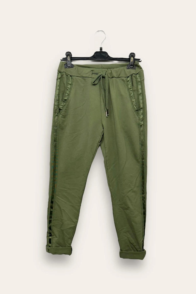 LOVEme Pantalone in felpa con banda laterale in raso