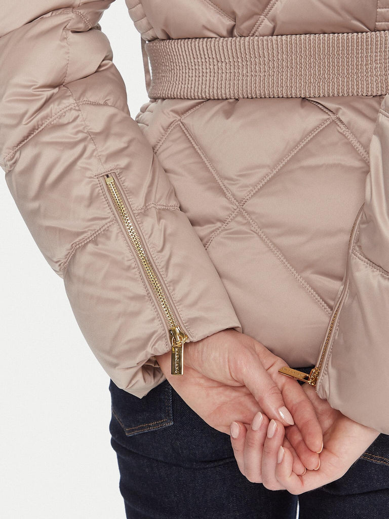 GUESS MARCIANO ELLY SHORT DOWN JACKET