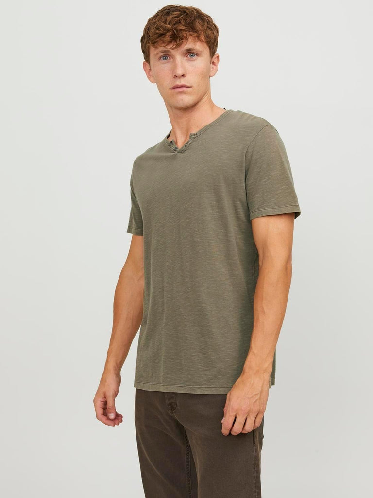 JACK AND JONES JJESPLIT NECK TEE SS NOOS