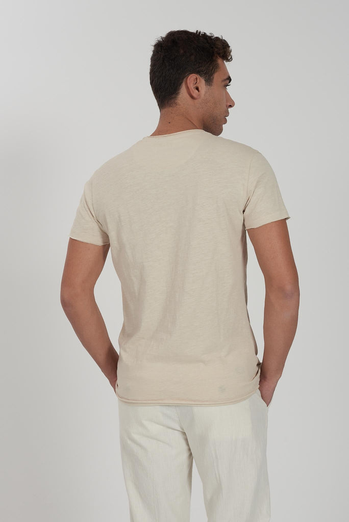 YES ZEE T-SHIRT UOMO SCOLLO A V, M/C, TAGLI AL VIVO