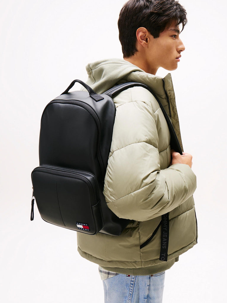 TOMMY JEANS TJM ESS DAILY PU DOME BACKPACK