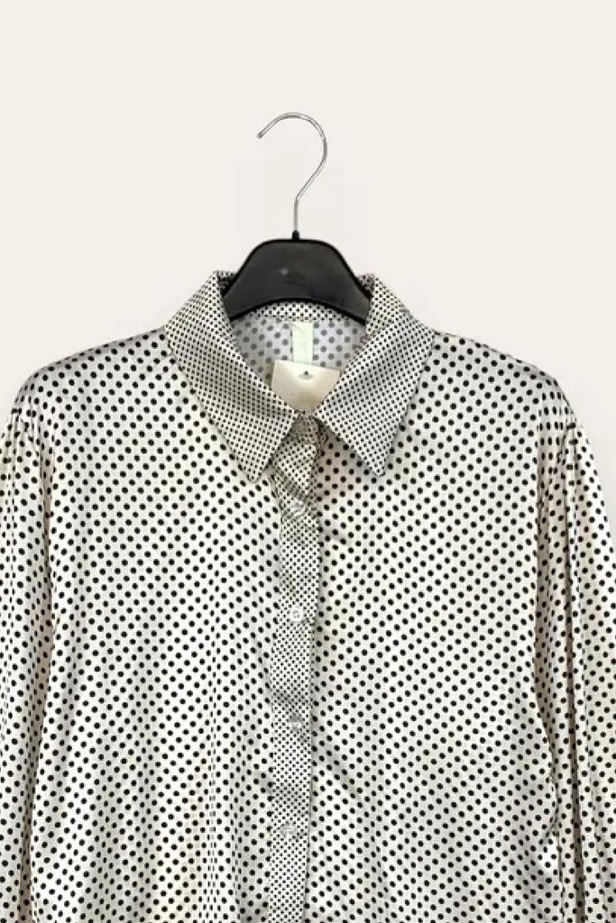 LOVEme Camicia crop a pois con profilo a pois più piccolo