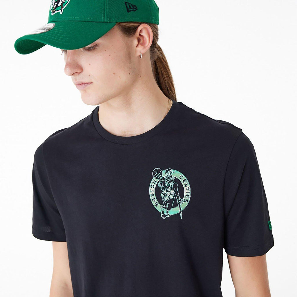 NEW ERA NBA HOLOGRAPHIC OS TEE BOSCEL  BLKKGR