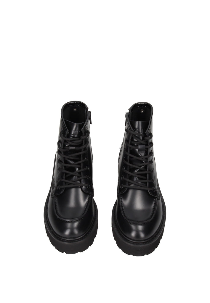 CLM431601 Boot CULT
